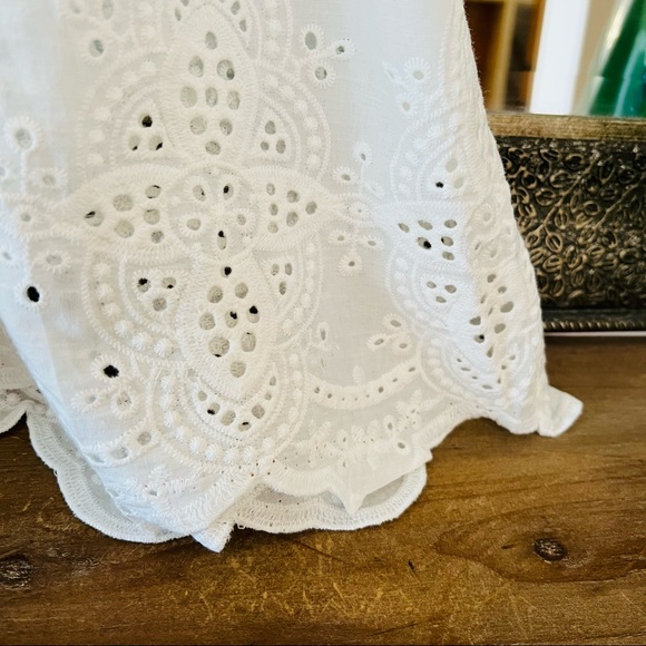 White Eyelet Boho Babydoll Top Blouse Sleeveless Crochet Lace Shirred Tank New! - Picture 6 of 7
